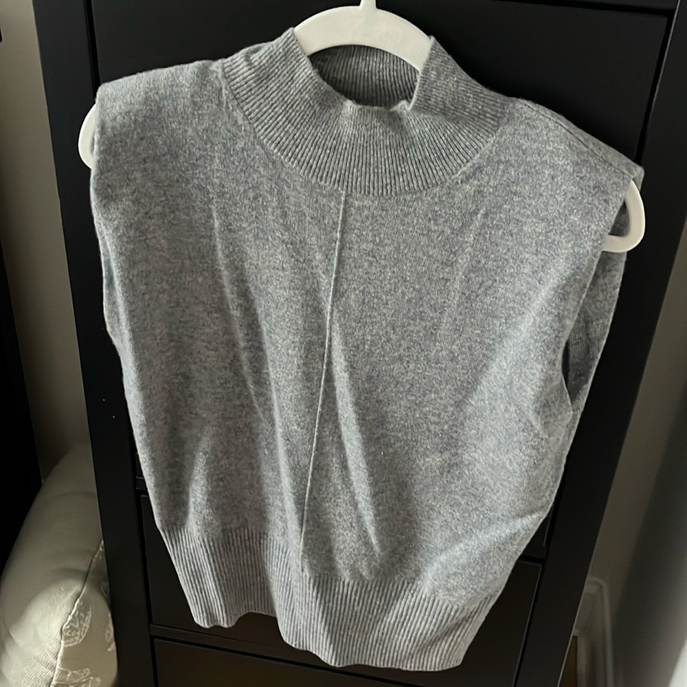 Heathered grey cashmere tank